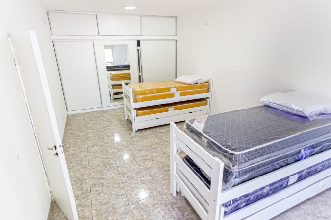 Venta Casa 3 dormitorios con Patio y Pileta - Necochea 2300, Funes