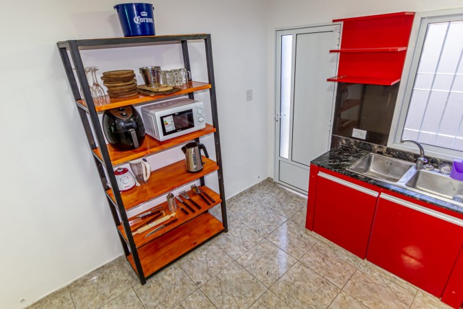 Venta Casa 3 dormitorios con Patio y Pileta - Necochea 2300, Funes