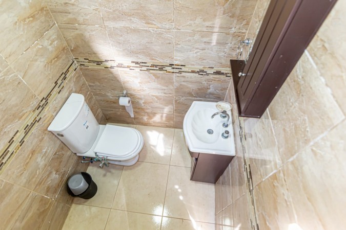 Venta Casa 3 dormitorios con Patio y Pileta - Necochea 2300, Funes