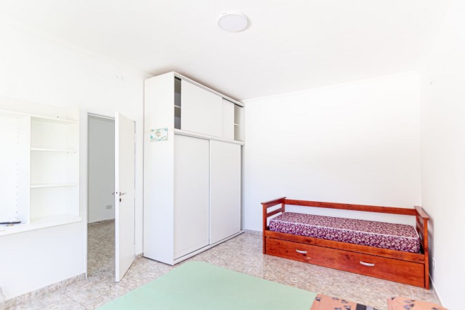 Venta Casa 3 dormitorios con Patio y Pileta - Necochea 2300, Funes