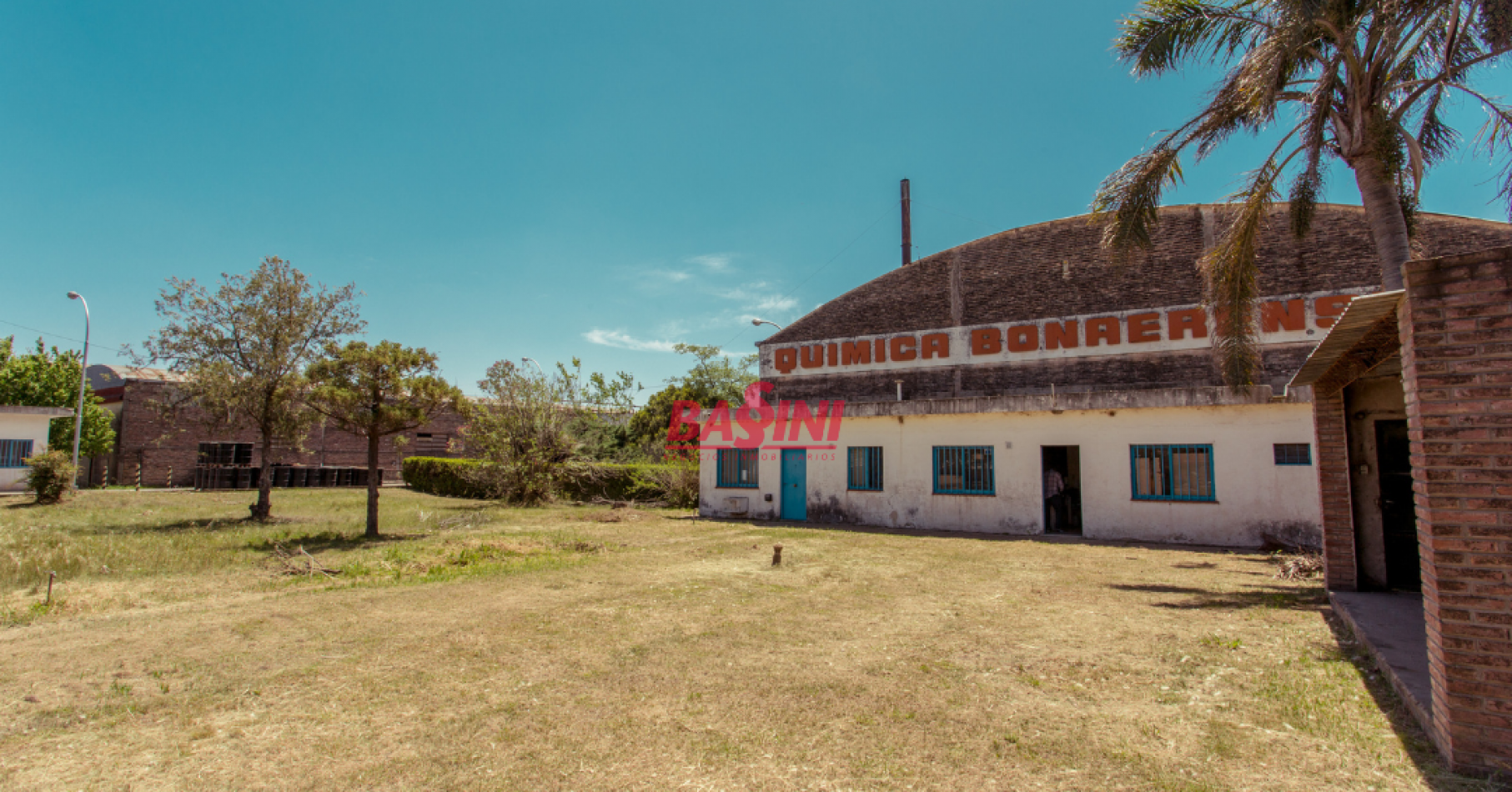 Terreno SOBRE RUTA 9 (55 metros x 77 m)