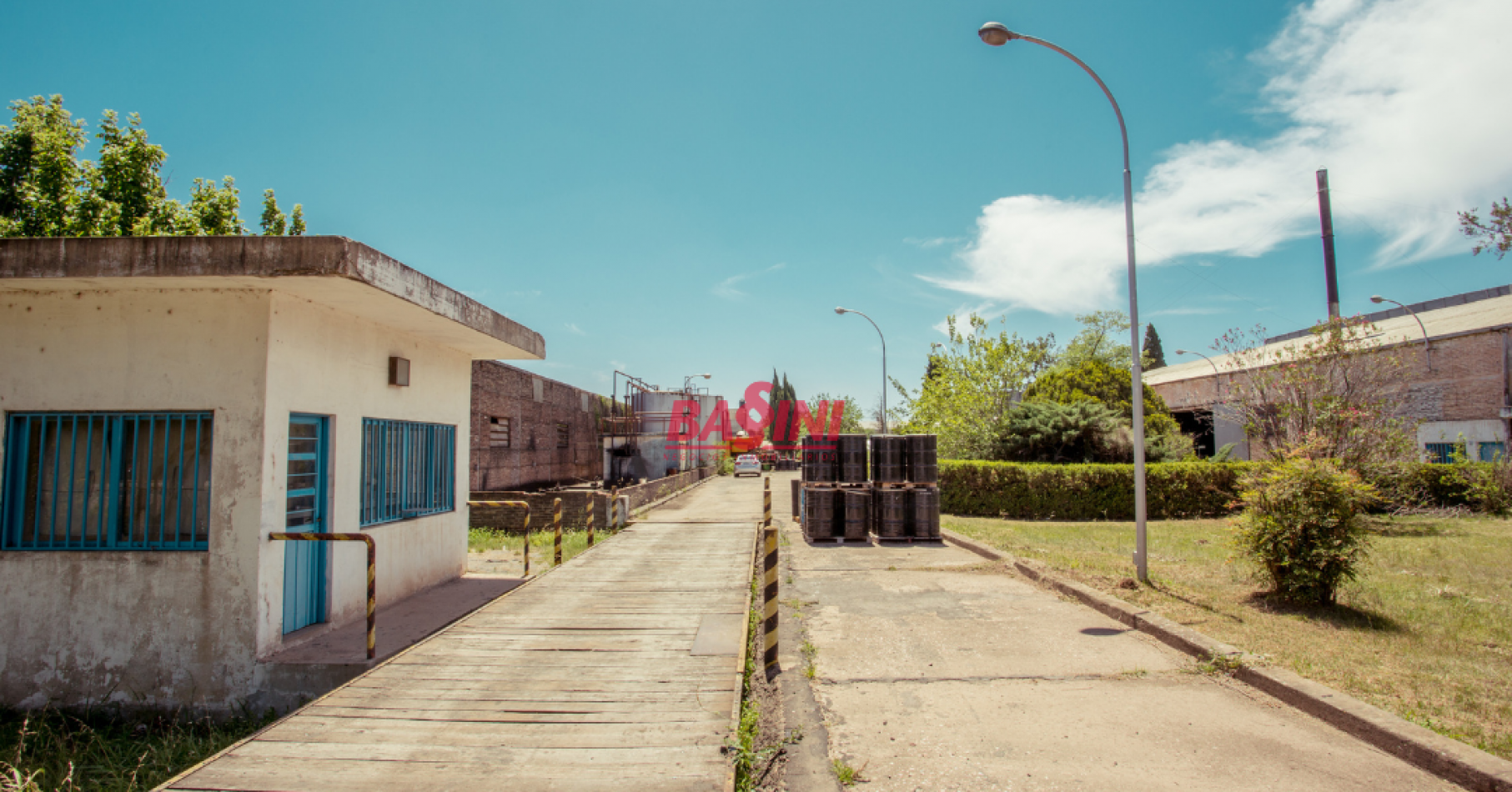 Terreno SOBRE RUTA 9 (55 metros x 77 m)