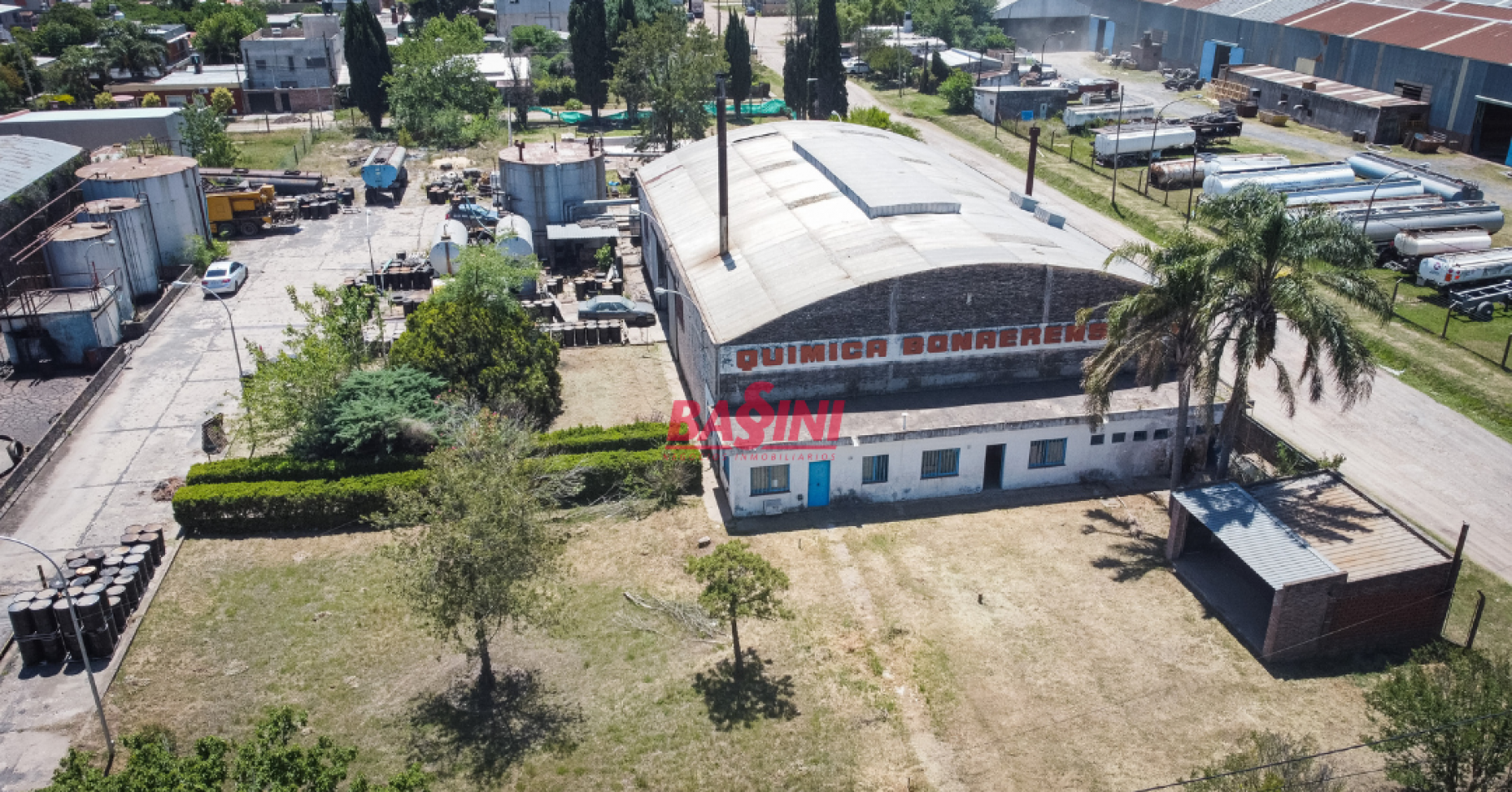 Terreno SOBRE RUTA 9 (55 metros x 77 m)