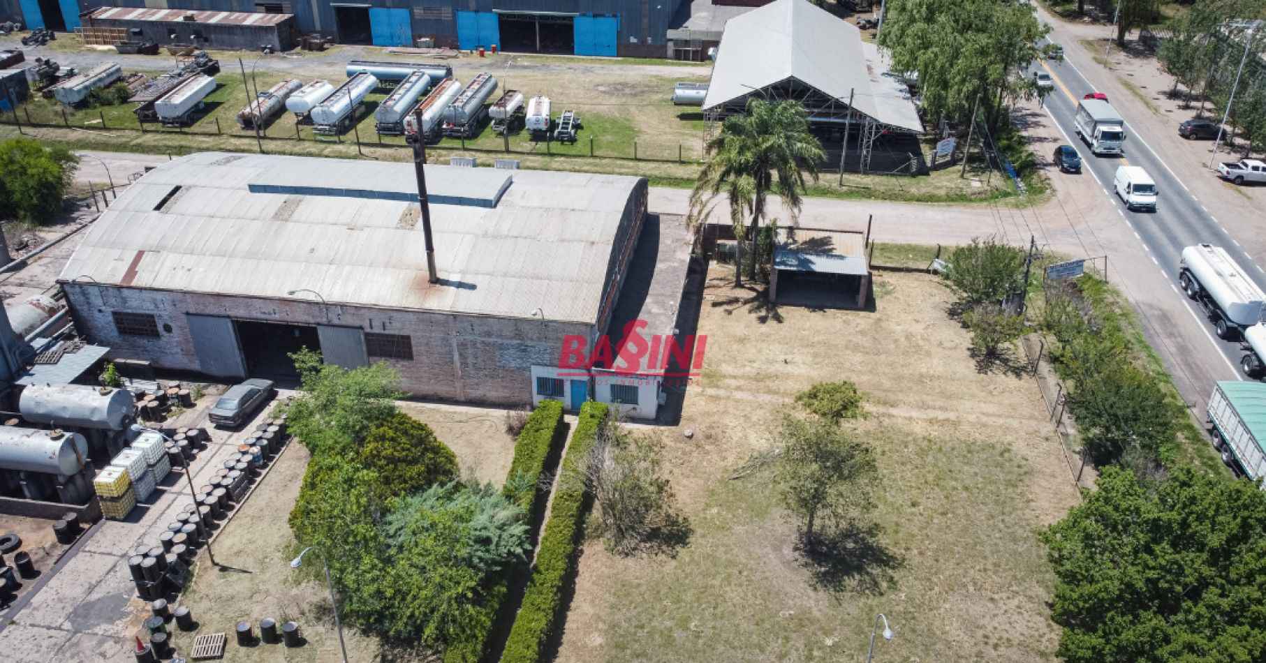 Terreno SOBRE RUTA 9 (55 metros x 77 m)