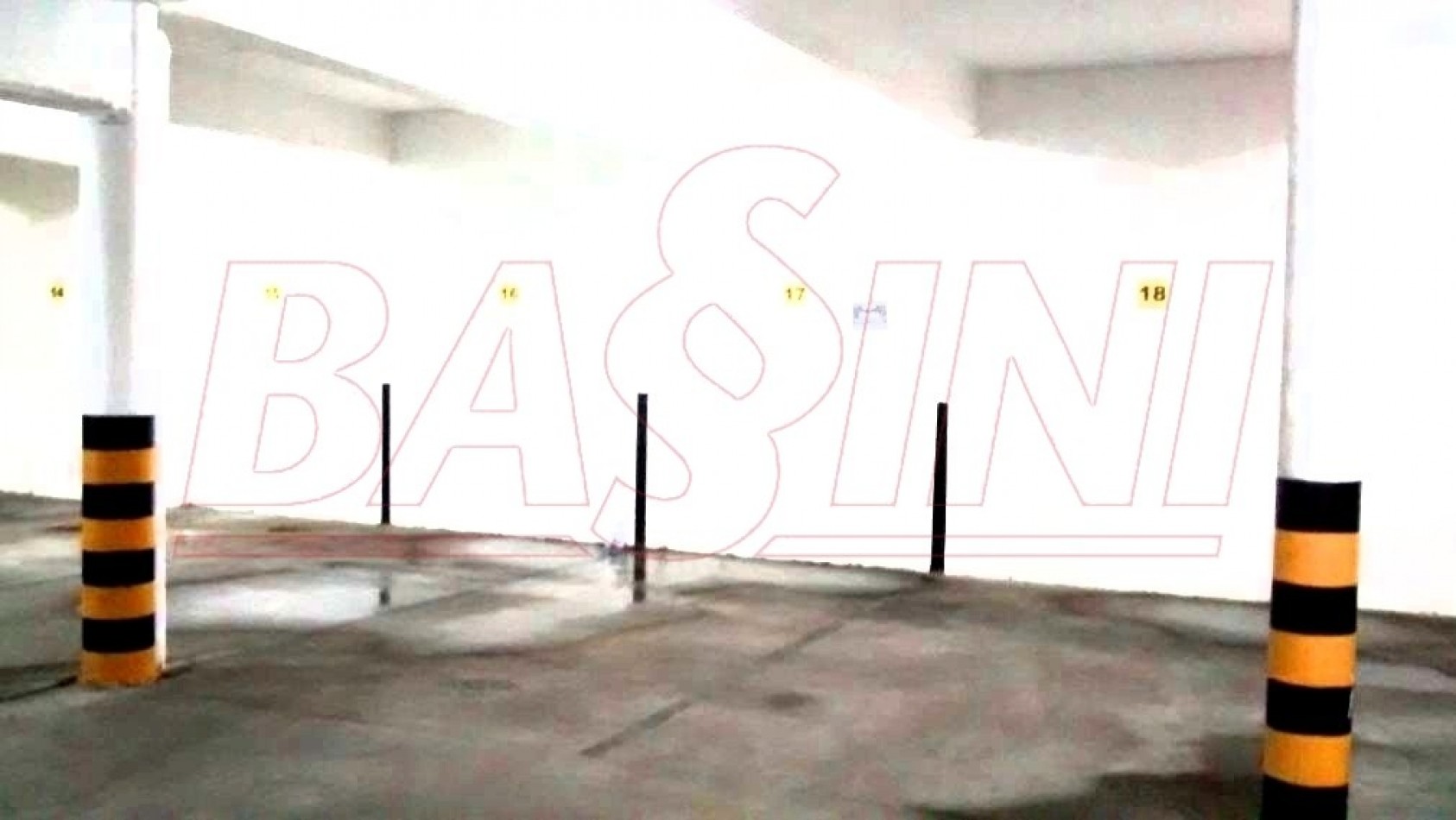 9 de Julio 1961 - COCHERA AMPLIA (CAMIONETA)