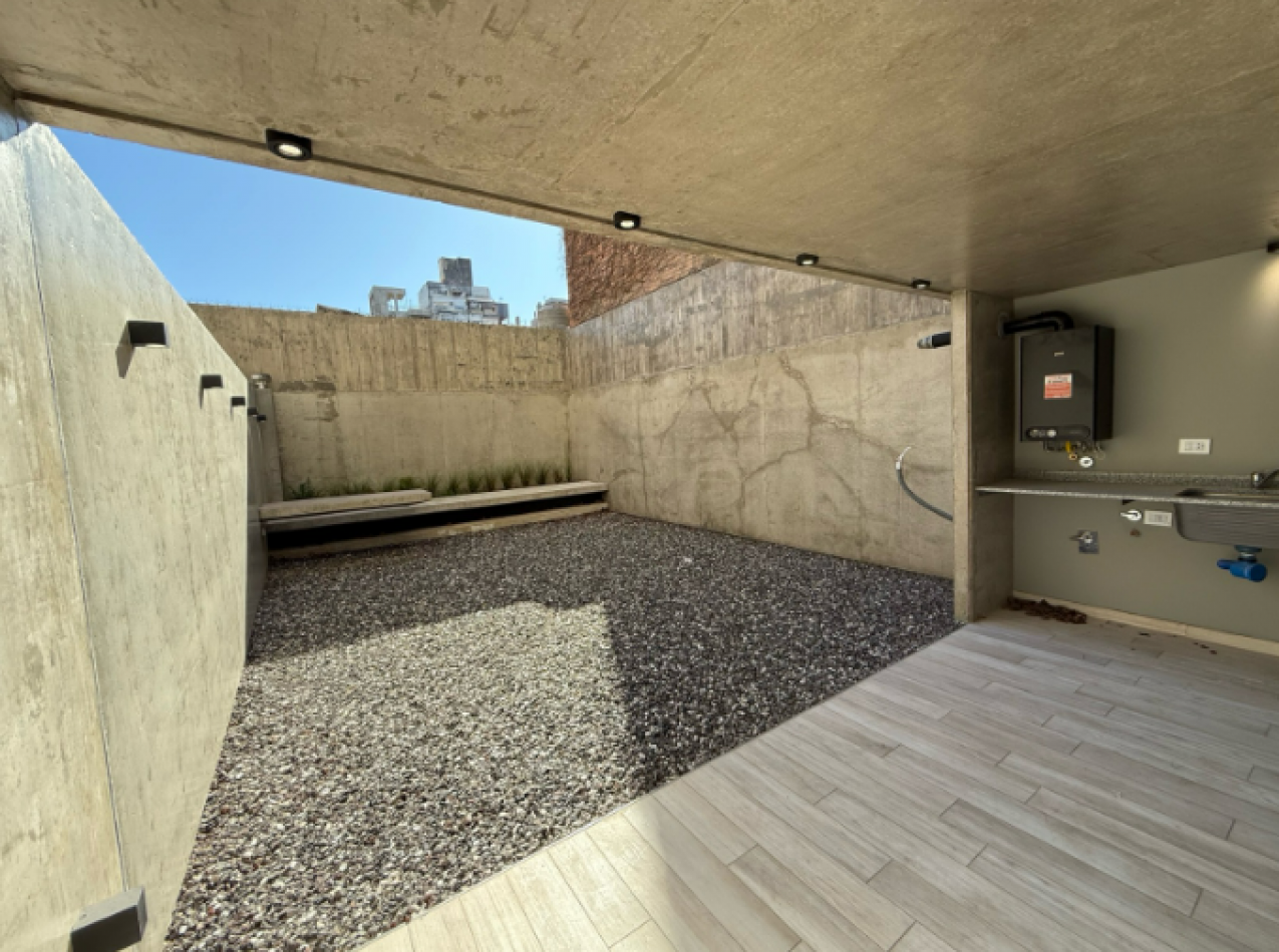 9 de Julio y Entre Rios - PATIO Exclusivo y PILETA