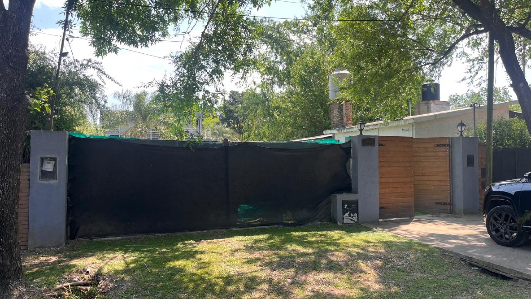 Necochea 2300 - FUNES (Garita 18)