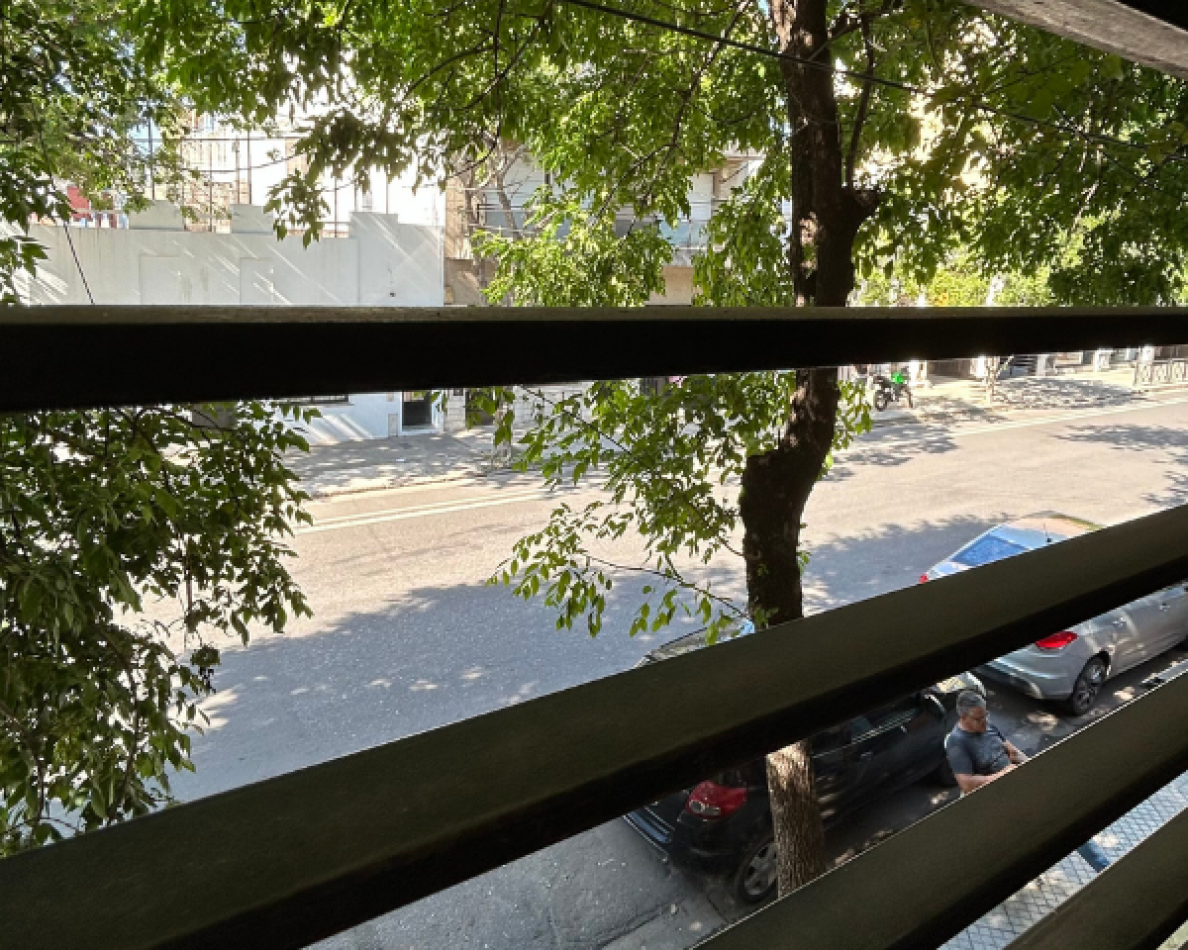 San Luis y Rodriguez - A metros del Sanatorio La Mujer y Bv. Oroño