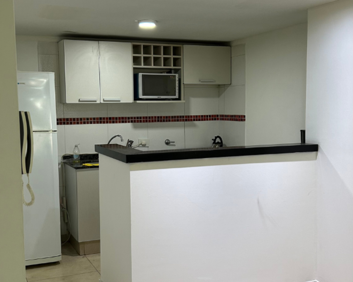 San Luis y Rodriguez - A metros del Sanatorio La Mujer y Bv. Oroño