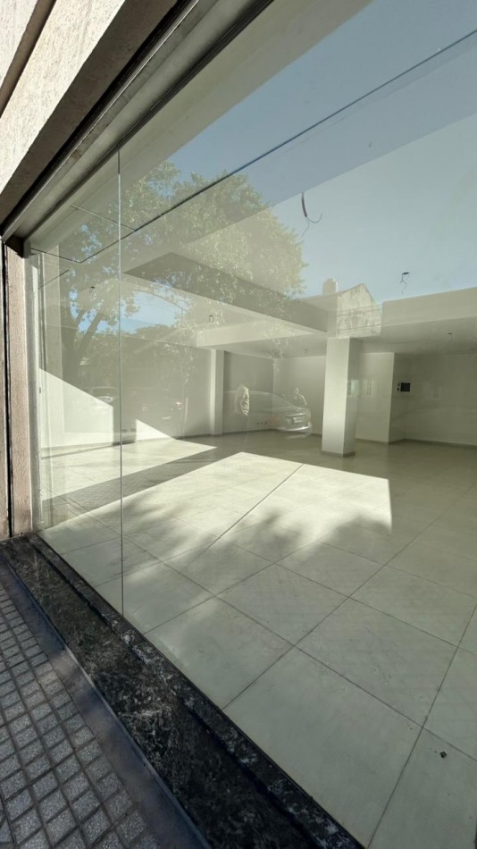 ALQUILER LOCAL PREMIUM CONDOMINIOS ROCA, BARRIO ABASTO - ROSARIO