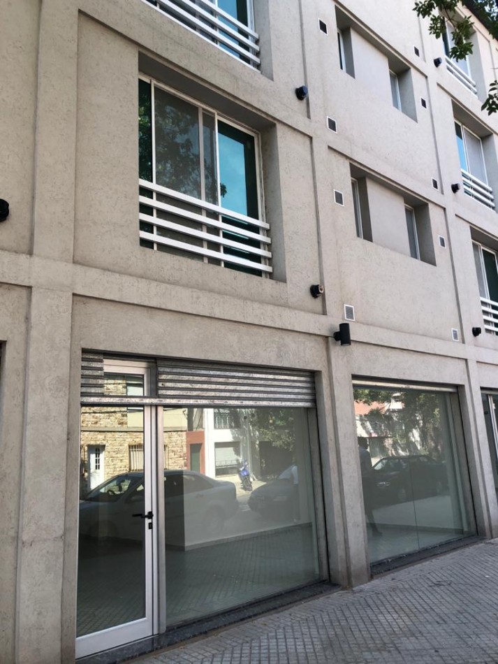 ALQUILER LOCAL PREMIUM CONDOMINIOS ROCA, BARRIO ABASTO - ROSARIO