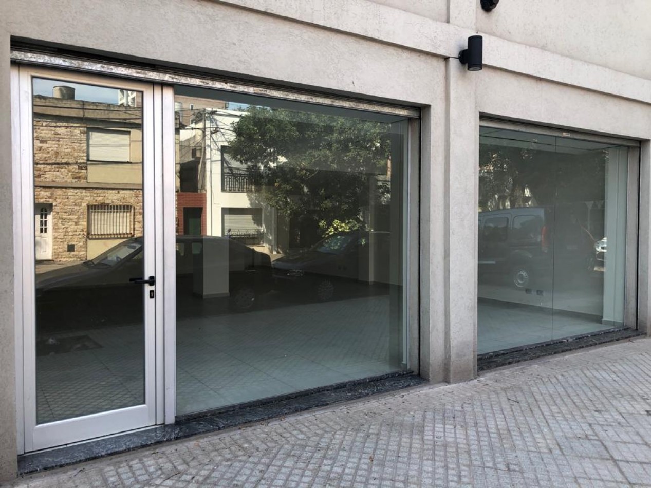 ALQUILER LOCAL PREMIUM CONDOMINIOS ROCA, BARRIO ABASTO - ROSARIO