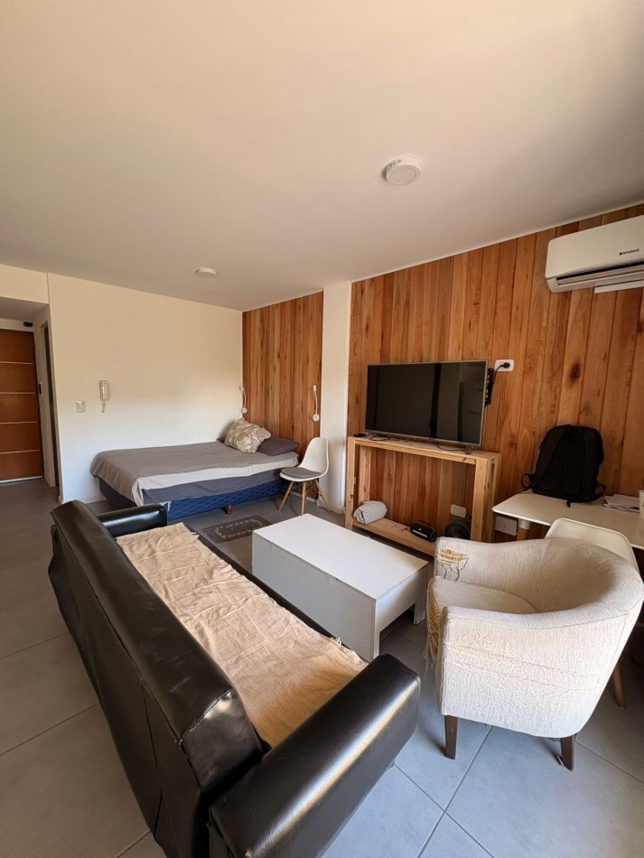 Frente Condominio Refineria - Corvalan y Falucho