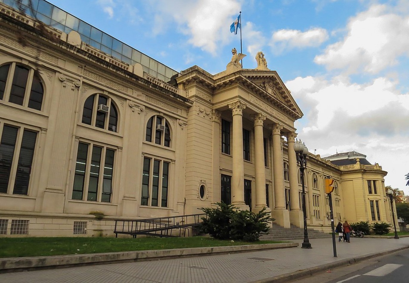 Santa Fe y Richeiri - PASILLO NO es PH