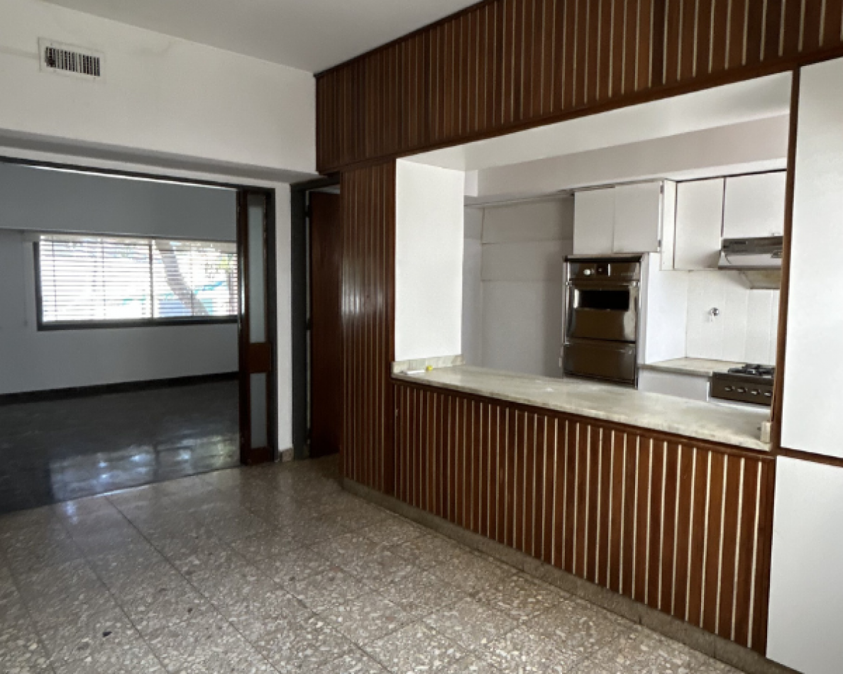 Casa en Planta Alta 3 Dorm. Cochera y Terraza Exclusiva - Apta Credito. Ricchieri y San Lorenzo