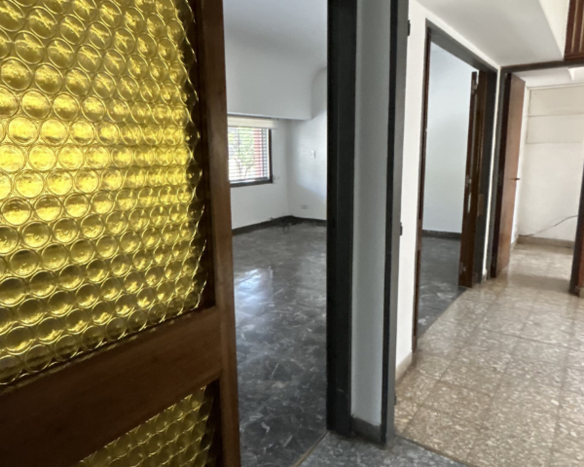 Casa en Planta Alta 3 Dorm. Cochera y Terraza Exclusiva - Apta Credito. Ricchieri y San Lorenzo