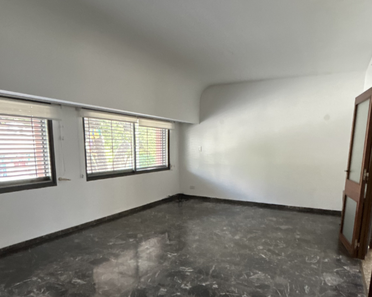 Casa en Planta Alta 3 Dorm. Cochera y Terraza Exclusiva - Apta Credito. Ricchieri y San Lorenzo