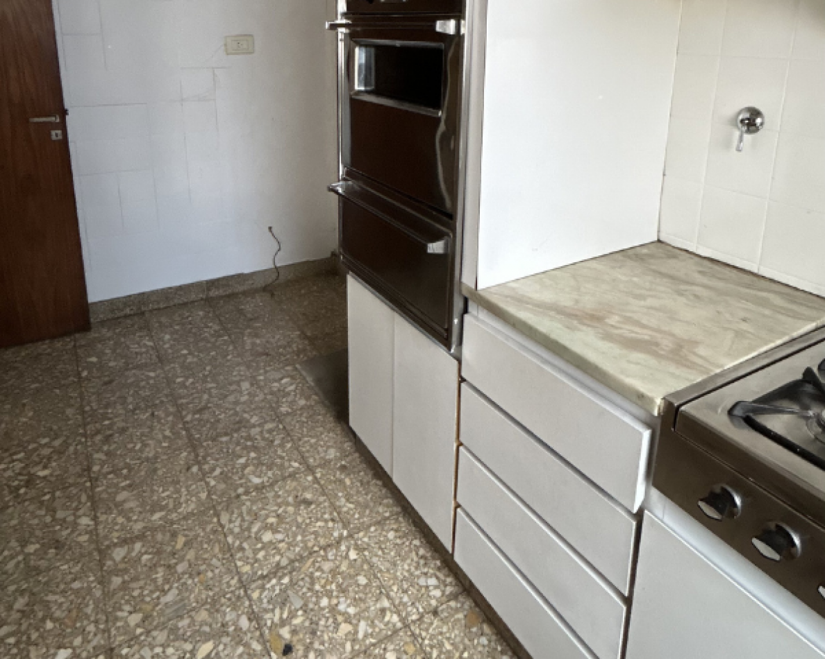 Casa en Planta Alta 3 Dorm. Cochera y Terraza Exclusiva - Apta Credito. Ricchieri y San Lorenzo