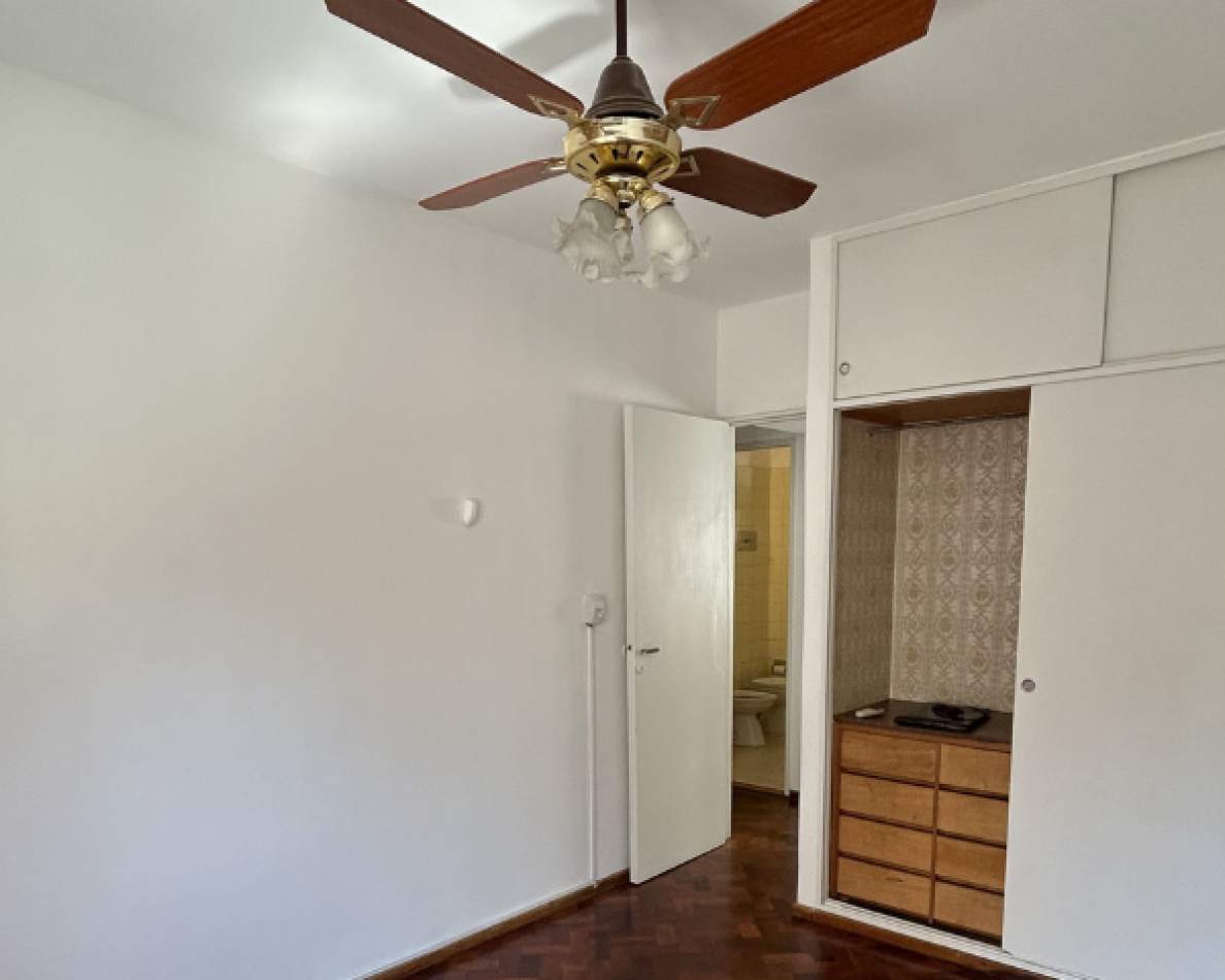 Alquiler 2 Dormitorios Contrafrente S/balcon 02-04 - Cordoba Y Bv. Oroño, Rosario