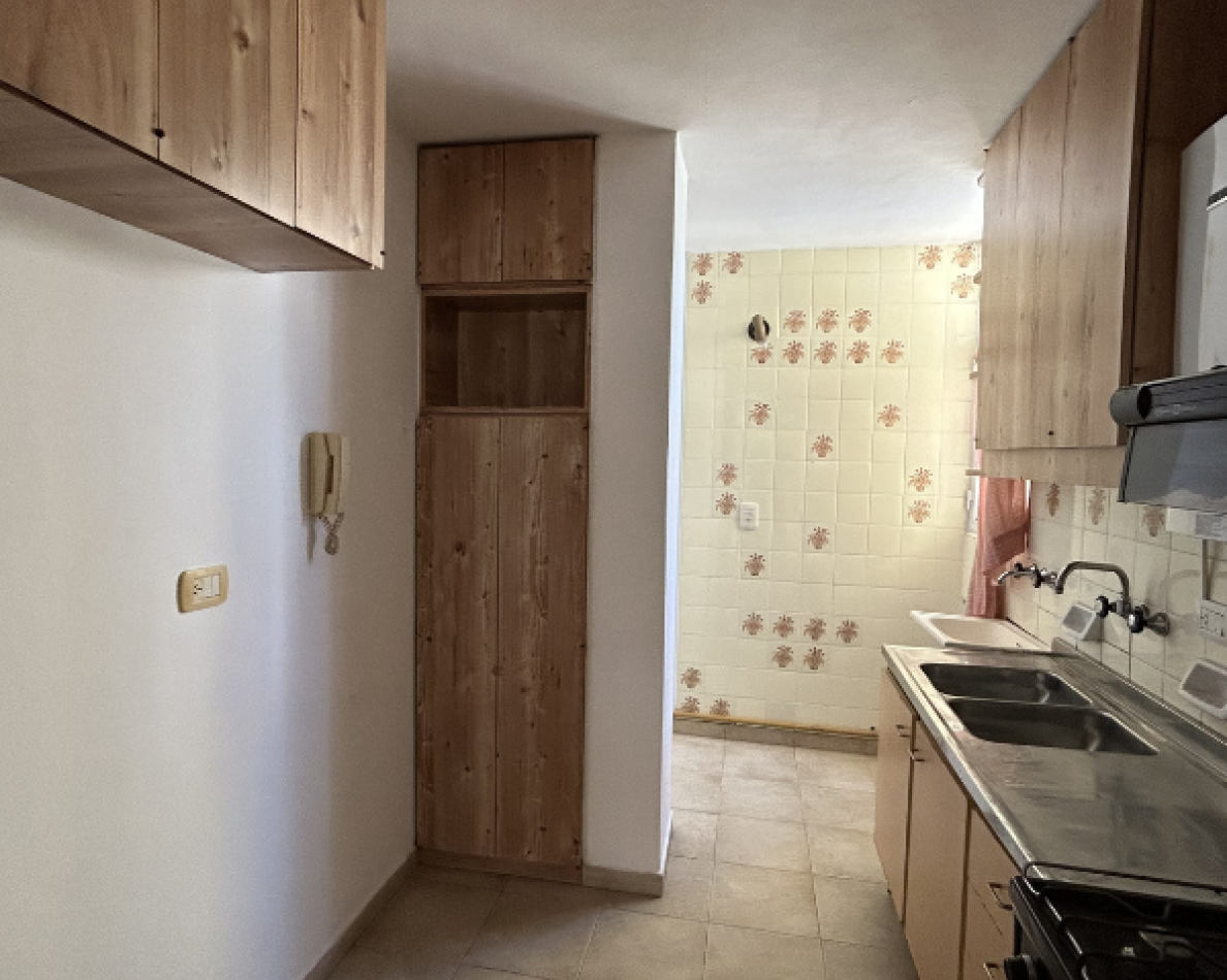 Alquiler 2 Dormitorios Contrafrente S/balcon 02-04 - Cordoba Y Bv. Oroño, Rosario