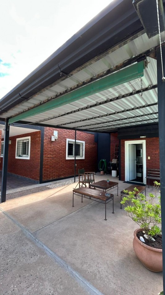 Casa con pileta - IBARLUCEA - Permuta parcial