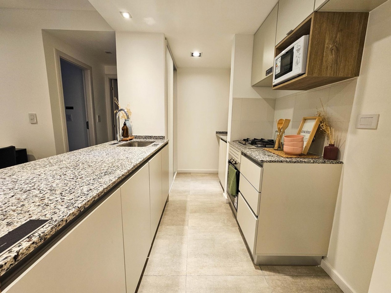 9 de Julio y Mitre - 85 M2 con AMENIDADES y COCHERA 