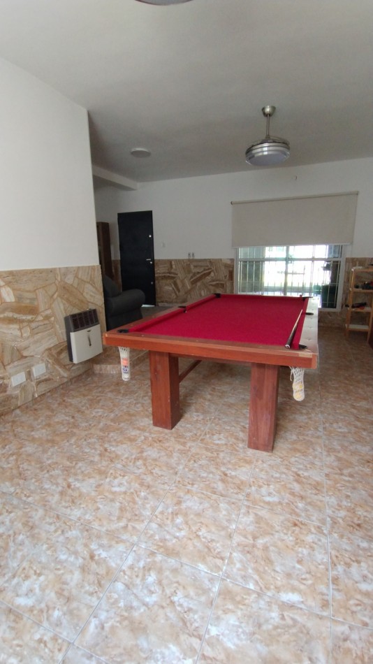 Venta Casa 3 dormitorios con Patio y Pileta - Necochea 2300, Funes