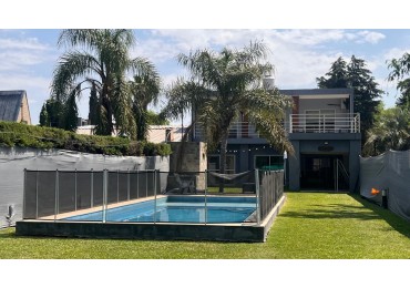 Necochea 2300 - FUNES (Garita 18)